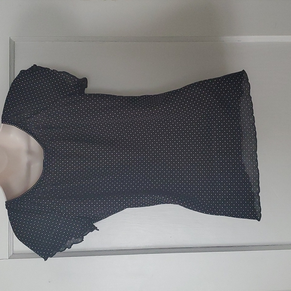 Top - Picture 2 of 2